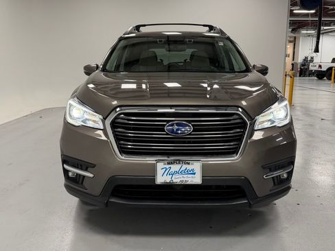 Used 2022 Subaru Ascent Limited w/ Technology Package image 6