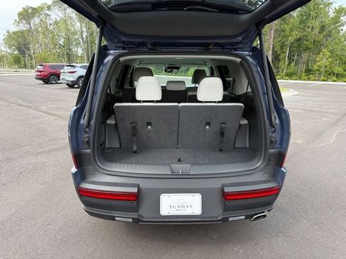 Used 2025 Hyundai Santa Fe SEL FWD image 5