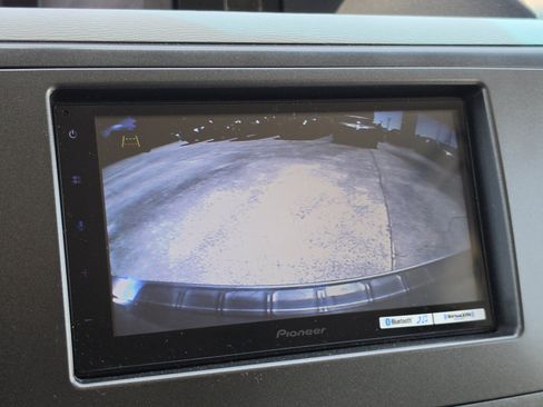 Used 2013 Toyota Sienna LE FWD image 26