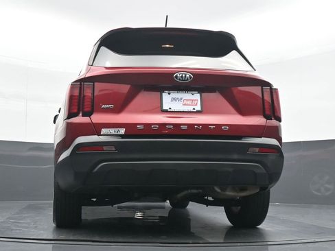 Used 2021 Kia Sorento LX image 19