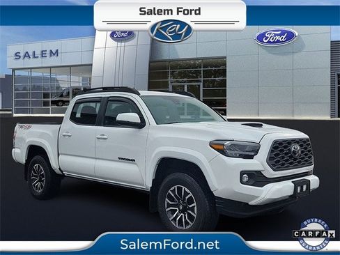 Used 2023 Toyota Tacoma TRD Sport image 1