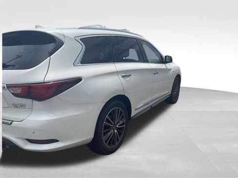 Used 2017 INFINITI QX60 FWD w/ Premium Plus Package image 9