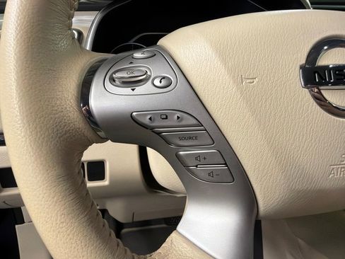 Used 2017 Nissan Murano SL AWD/4WD image 19
