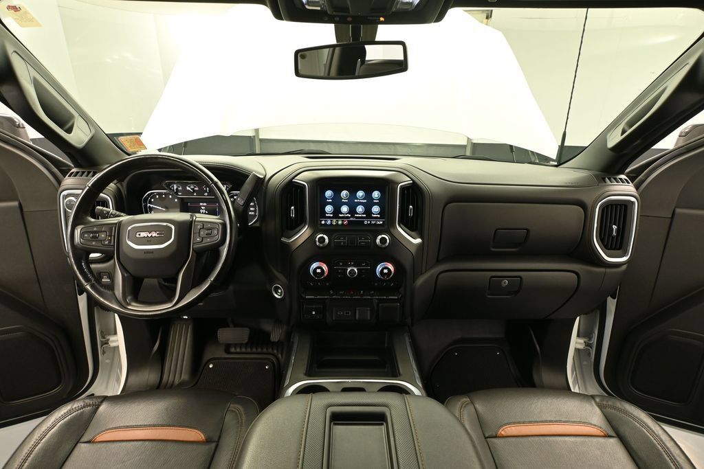Used 2022 GMC Sierra 2500 AT4 w/ Snow Plow Prep/Camper Package AWD/4WD image 19