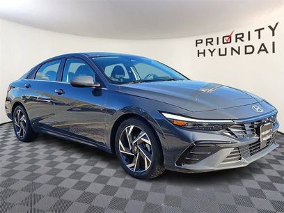 Used 2024 Hyundai Elantra SEL w/ Convenience Package