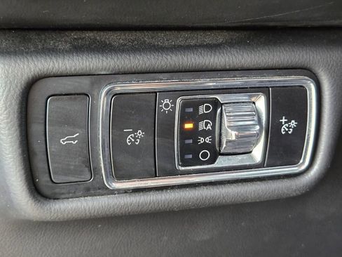 Used 2023 Lincoln Aviator Reserve AWD/4WD image 38
