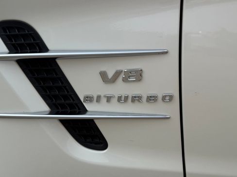 Used 2013 Mercedes-Benz SL 63 AMG image 48