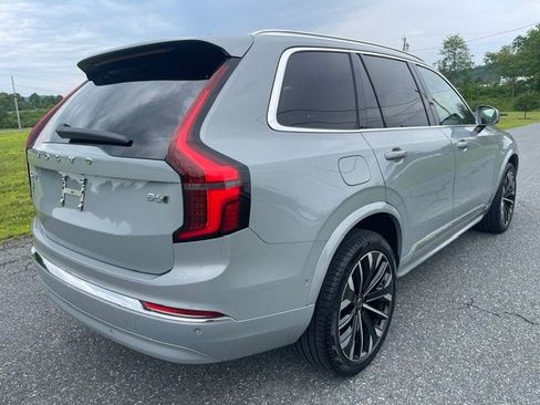 Used 2026 Volvo XC90 B6 Plus AWD/4WD image 3