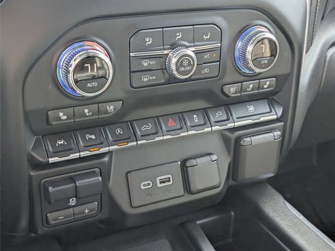 Used 2020 GMC Sierra 1500 SLT w/ SLT Premium Plus Package image 19