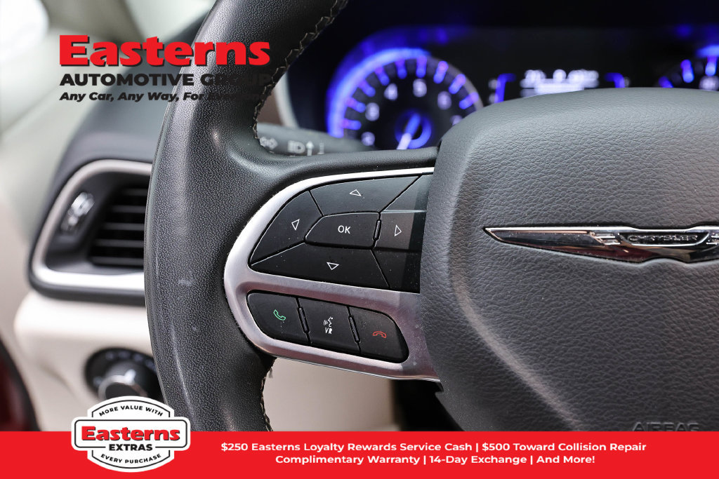 Used 2023 Chrysler Voyager LX FWD image 16