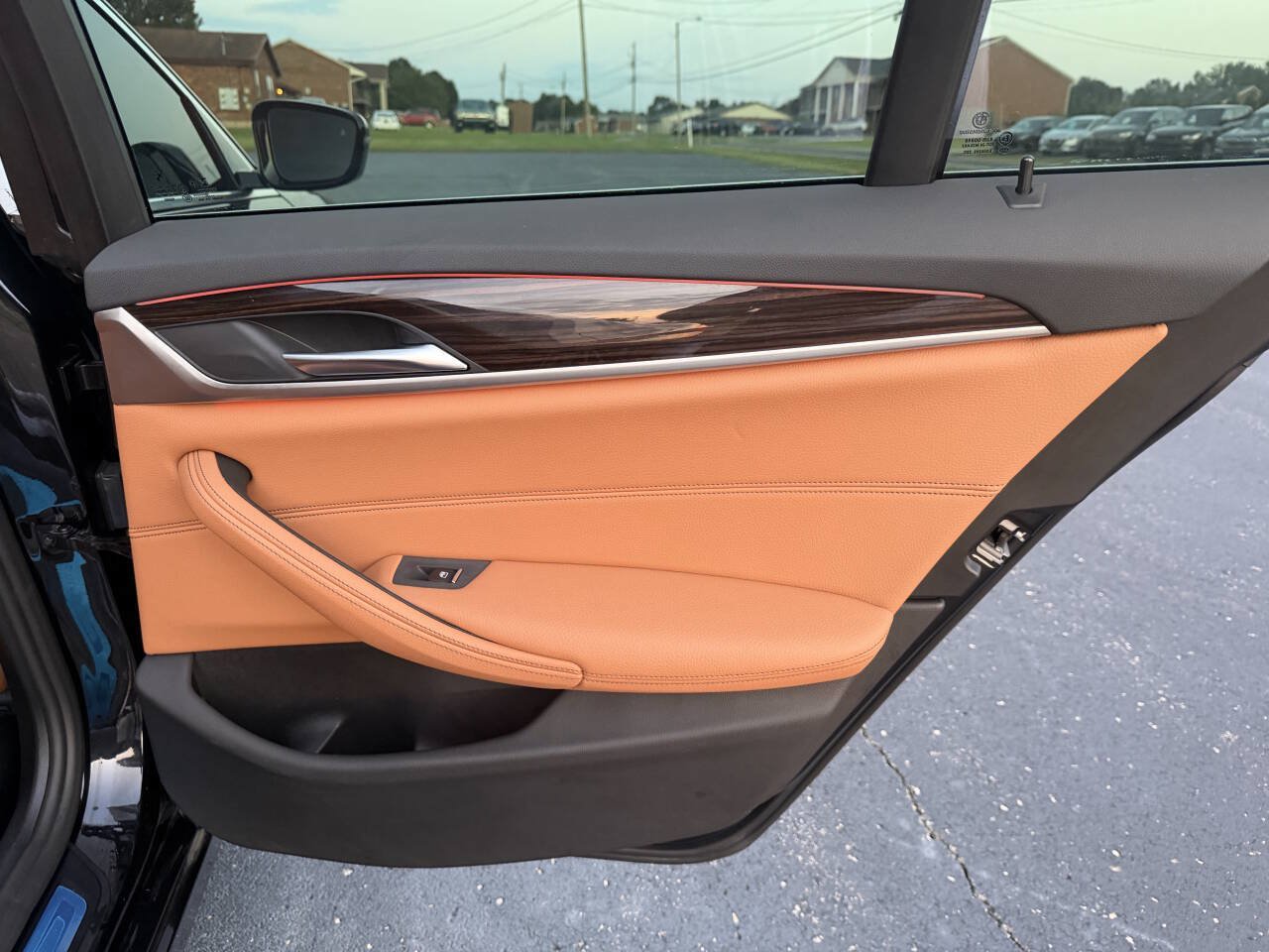 Used 2020 BMW 530i w/ Convenience Package RWD image 33