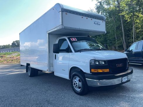Used 2023 GMC Savana 4500 w/ Power Convenience Package RWD image 1