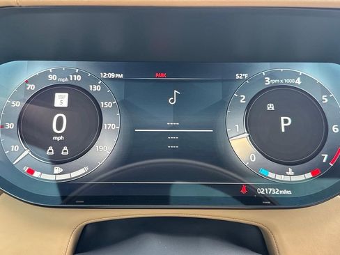 Certified 2023 Land Rover Range Rover SV AWD/4WD image 20