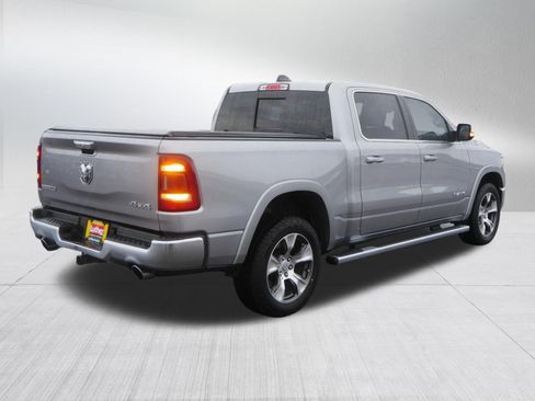 Used 2019 RAM 1500 Laramie AWD/4WD image 7