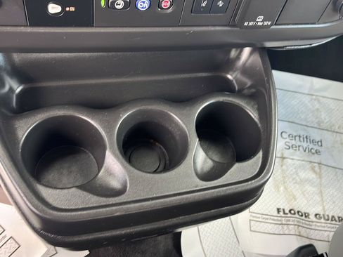Used 2025 Chevrolet Express 3500 LT w/ LT Preferred Equipment Group RWD image 16