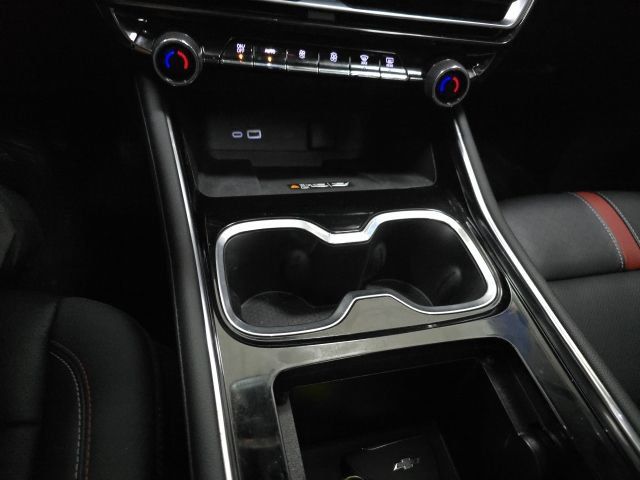 Used 2026 Chevrolet Traverse RS w/ LPO, Floor Liner Package AWD/4WD image 20