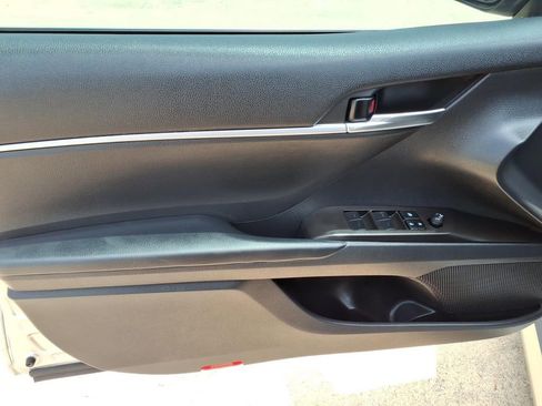 Used 2022 Toyota Camry LE w/ Carpet Mat Package (TMS) FWD image 16