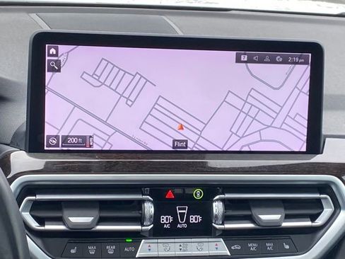 Used 2024 BMW X3 xDrive30i image 10