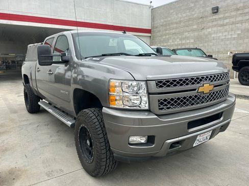 Used 2013 Chevrolet Silverado 3500 LTZ w/ LTZ Plus Package image 6