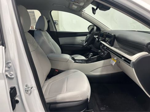New 2026 Hyundai Tucson SE image 24