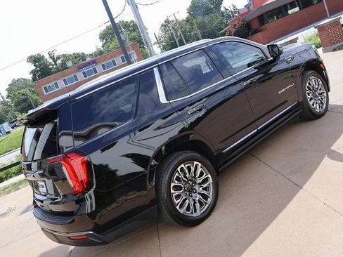 Certified 2024 GMC Yukon Denali Ultimate AWD/4WD image 7