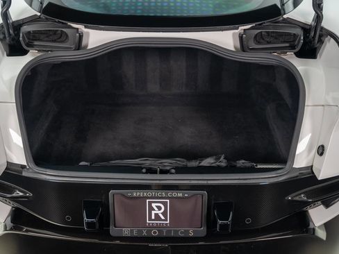 Used 2019 Aston Martin DBS Superleggera RWD image 20