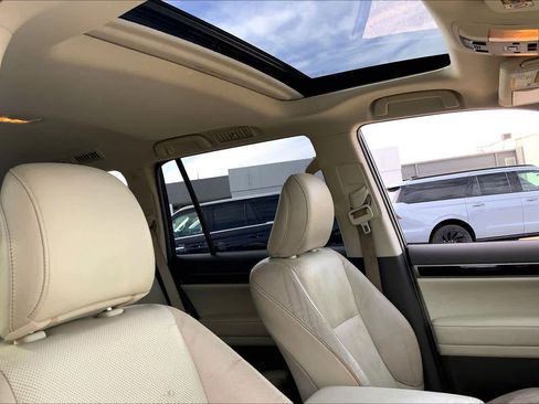 Used 2014 Lexus GX 460 image 13