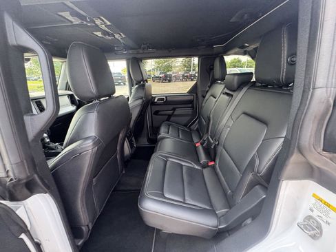 New 2025 Ford Bronco Outer Banks AWD/4WD image 17