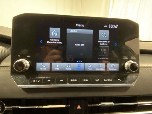 Used 2024 Mitsubishi Outlander SE image 17