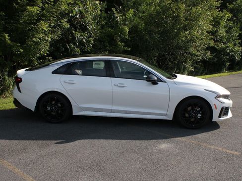 New 2026 Kia K5 GT-Line FWD image 4
