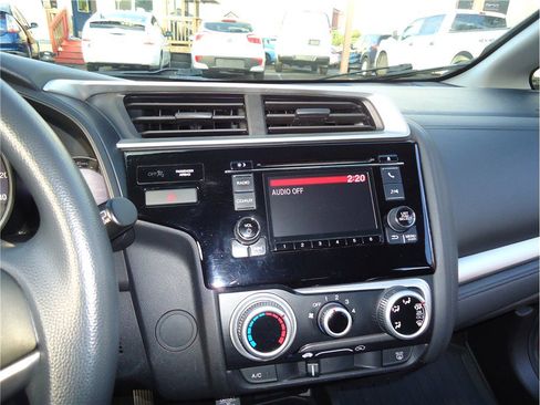 Used 2016 Honda Fit LX image 22