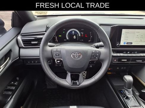 Used 2026 Toyota Camry SE w/ Convenience Package FWD image 16