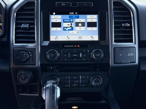 Used 2016 Ford F150 XLT w/ Equipment Group 302A Luxury image 31