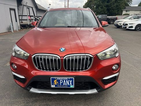 Used 2018 BMW X1 xDrive28i w/ Convenience Package AWD/4WD image 3