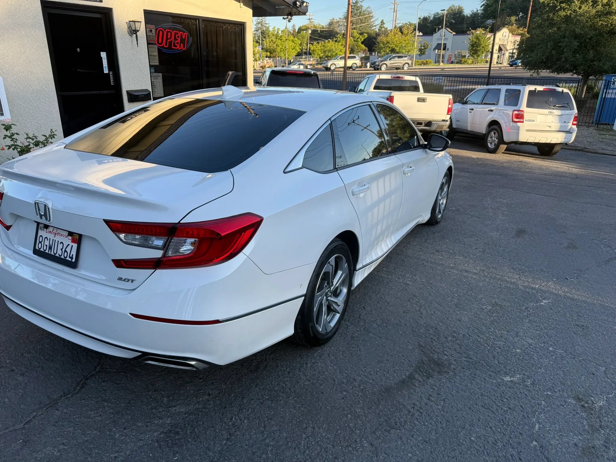 Used 2018 Honda Accord EX-L image 4