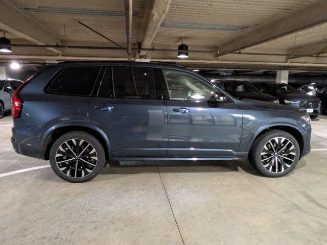 Used 2026 Volvo XC90 T8 Ultra w/ Protection Package AWD/4WD image 2