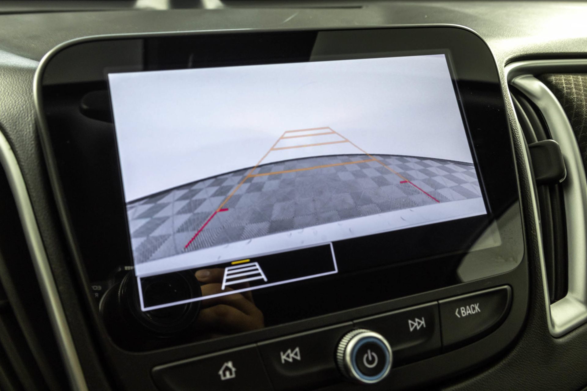 Used 2024 Chevrolet Malibu LT FWD image 10