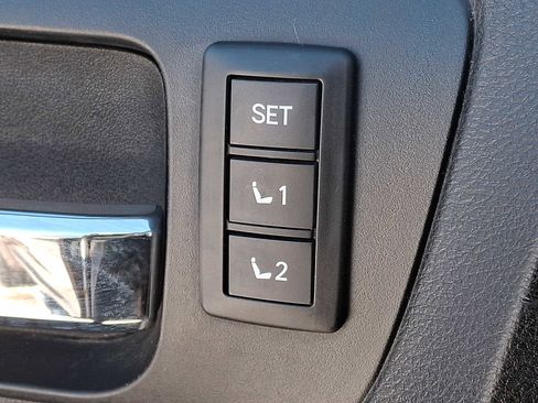 Used 2017 Toyota Tundra 1794 Edition image 26