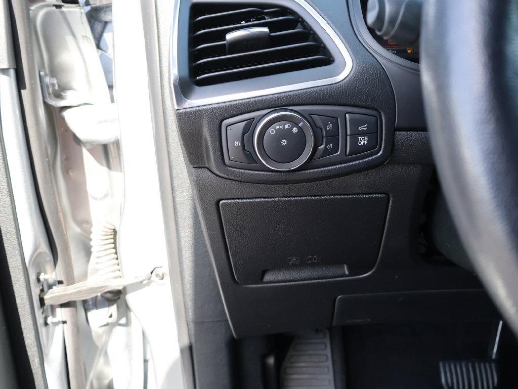 Used 2022 Ford Edge Titanium AWD/4WD image 27