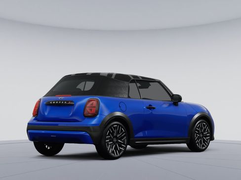 Used 2025 MINI Cooper S image 3