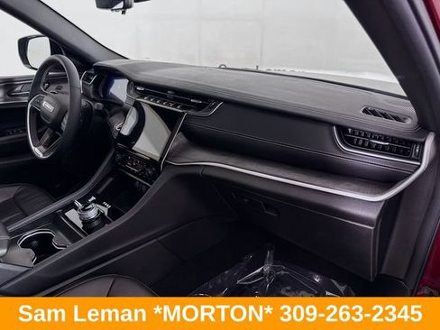 Used 2024 Jeep Grand Cherokee Limited w/ Luxury Tech Group II AWD/4WD image 28