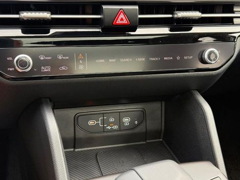 New 2026 Kia Sportage SX image 13