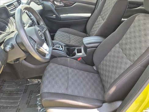 Used 2020 Nissan Rogue Sport SV FWD image 15