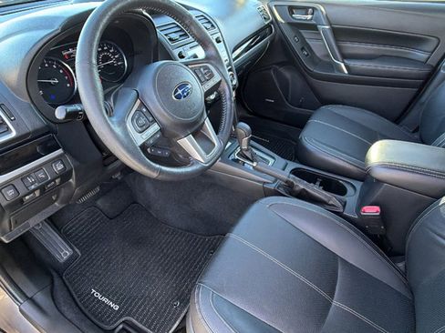 Used 2018 Subaru Forester 2.5i Touring image 10