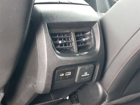 Used 2019 Chevrolet Blazer RS image 13