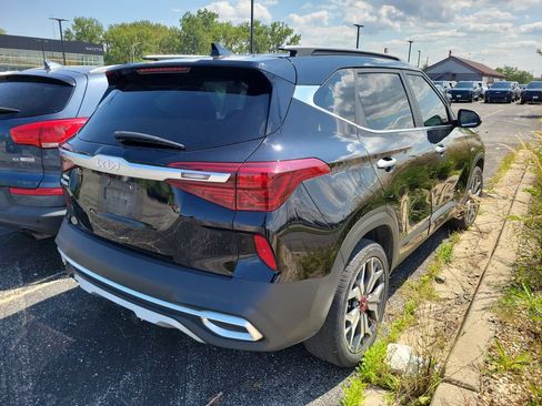 Used 2023 Kia Seltos SX AWD/4WD image 3