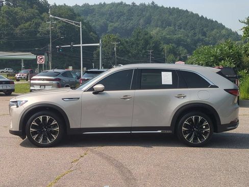 Certified 2024 MAZDA CX-90 Plug-In Hybrid w/ Premium Plus AWD/4WD image 7