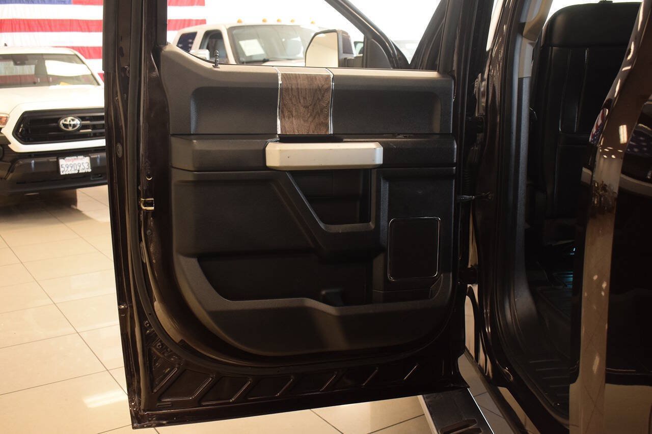 Used 2018 Ford F250 Lariat w/ Lariat Ultimate Package RWD image 41