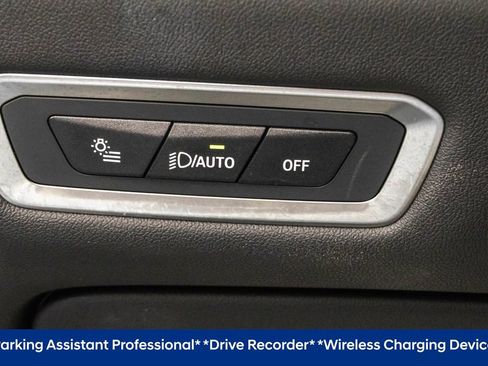 Used 2024 BMW X7 xDrive40i w/ Executive Package image 17