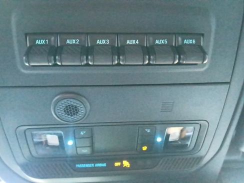 New 2025 Ford Bronco Badlands w/ Sasquatch Package AWD/4WD image 26